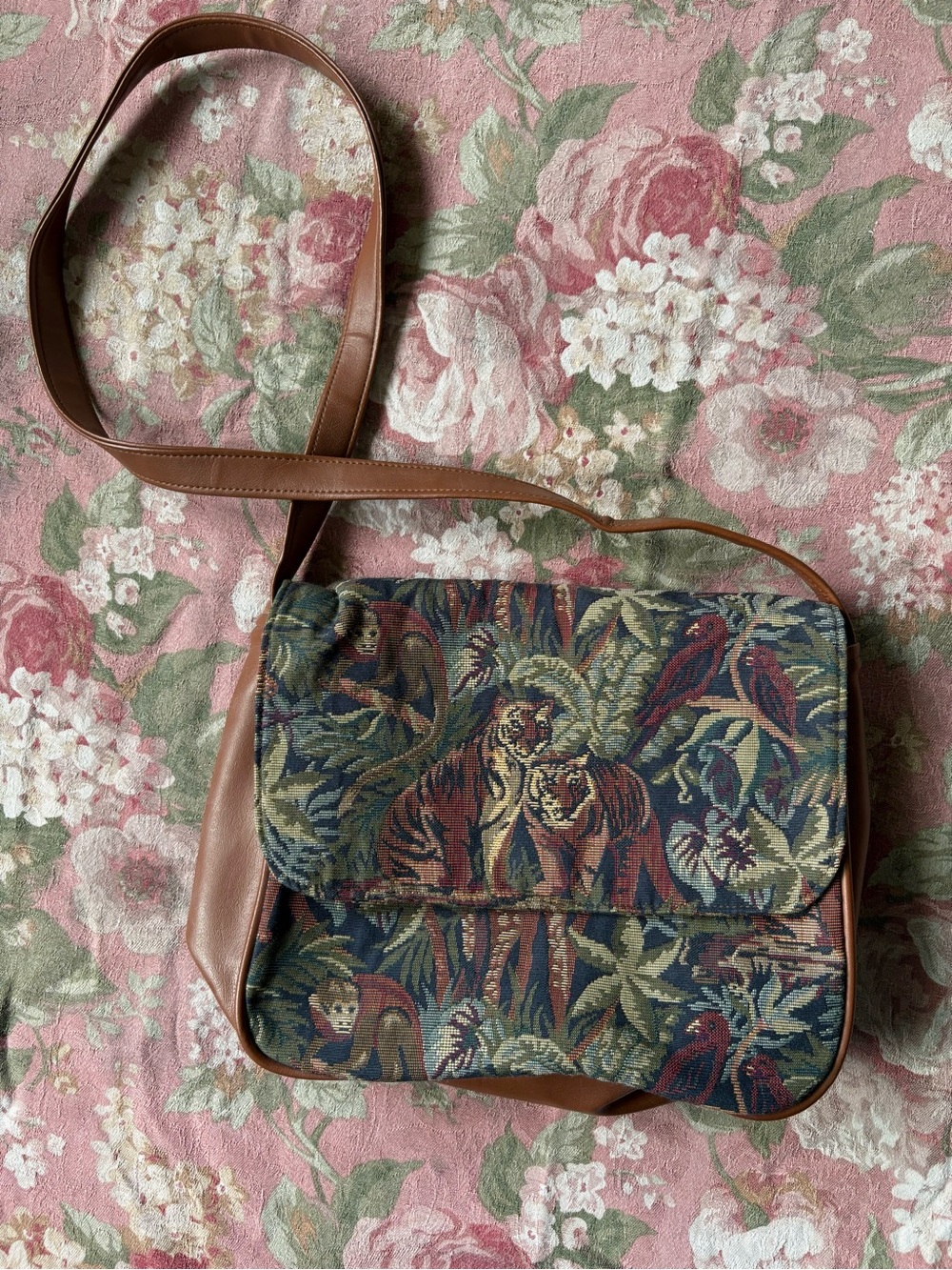 Vintage 90s Tapestry Jungle Print Crossbody Bag Purse Giraffe Monkeys Tigers